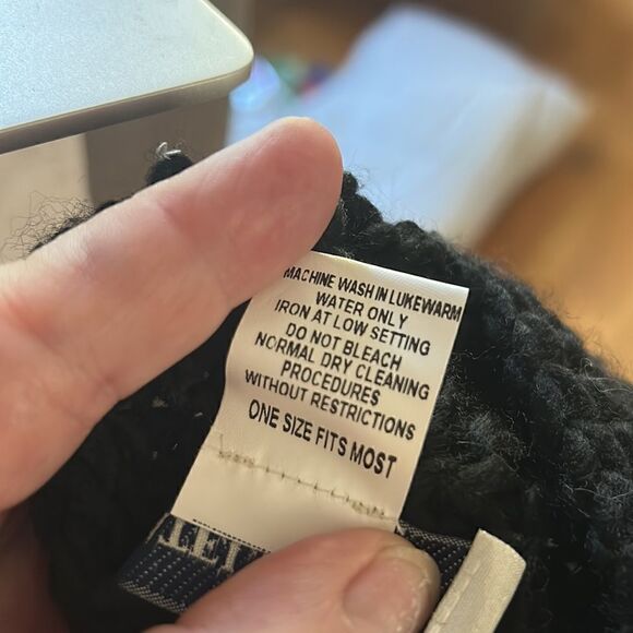 Fratelli Talli black fringe poncho cape One size fits most Made in Italy - Picture 6 of 6